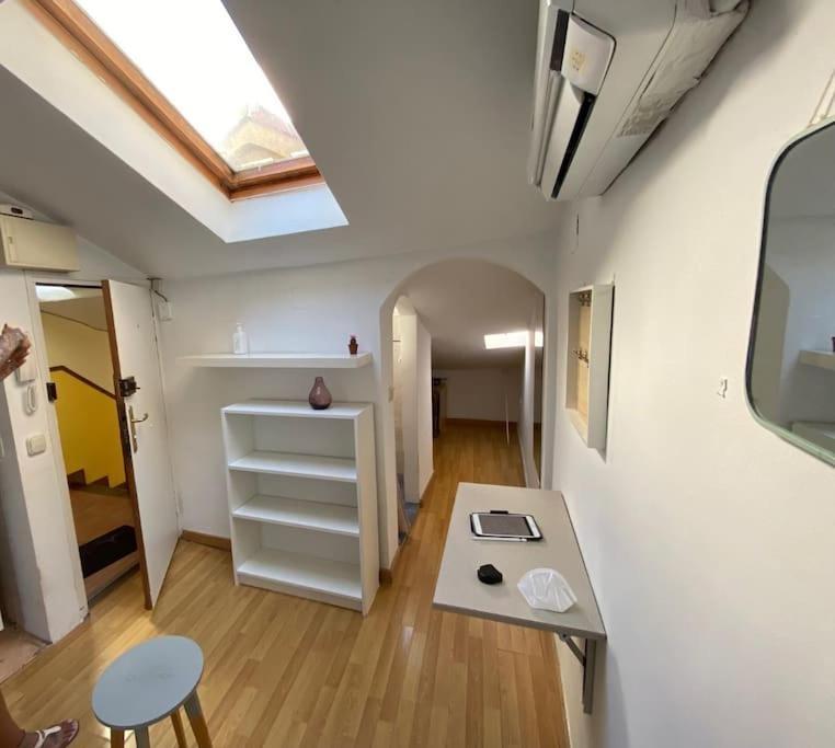 San Bernabe, Apartamento Para 2 En Las Vistillas Junto A Metro Puerta De Toledo Madrid Dış mekan fotoğraf